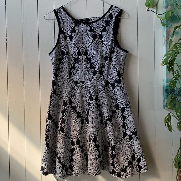 Monteau Dresses & Skirts - XL Monteau dress